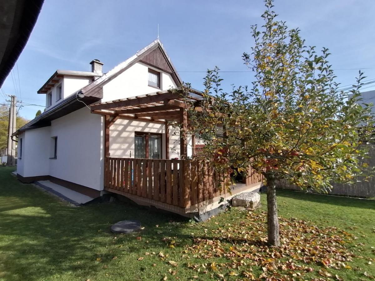 Holiday home Liptov, Domcek V Zahradach *